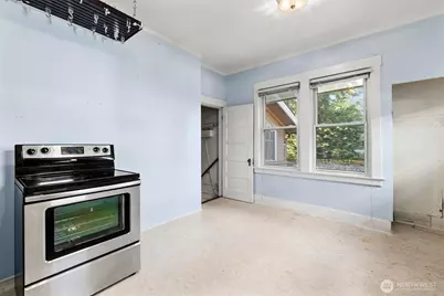 1721 3rd Avenue N, Seattle, WA 98109 - Photo 21