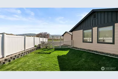 229 Sun Valley Drive, Wenatchee, WA 98801 - Photo 33