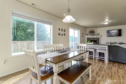 2211 119th Drive SE, Lake Stevens, WA 98258 - Photo 7