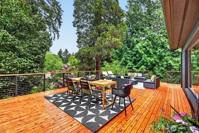 12745 10th Avenue NE, Seattle, WA 98125 - Photo 3