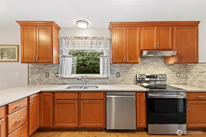 11548 215th Avenue E, Bonney Lake, WA 98391 - Photo 13