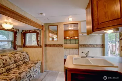 61 Christmas Tree Circle, Deming, WA 98244 - Photo 11