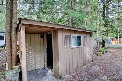 61 Christmas Tree Circle, Deming, WA 98244 - Photo 5