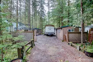 61 Christmas Tree Cir, Deming, WA 98244 - Photo 1