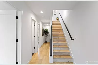 928 NW 57th Street #B, Seattle, WA 98107 - Photo 3