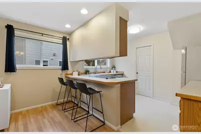 2801 NE 130th Street #C102, Seattle, WA 98125 - Photo 7