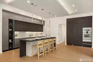 10656 Woodhaven Ln, Bellevue, WA 98004 - Photo 7