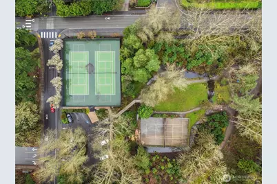 10656 Woodhaven Lane, Bellevue, WA 98004 - Photo 39