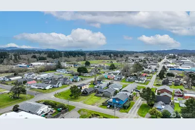 209 5th Street NE, Long Beach, WA 98631 - Photo 13