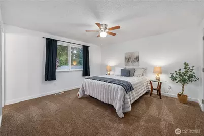 12607 216th Avenue Ct E, Bonney Lake, WA 98391 - Photo 13