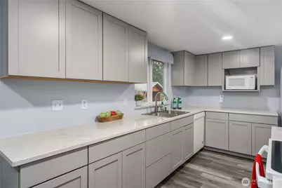 12607 216th Avenue Ct E, Bonney Lake, WA 98391 - Photo 9