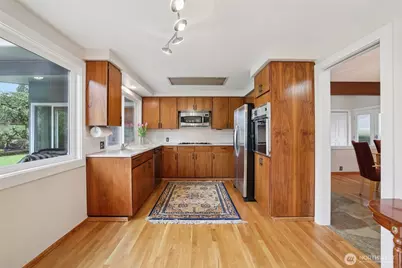 616 109th Avenue SE, Bellevue, WA 98004 - Photo 13