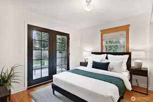 11605 Meridian Ave N, Seattle, WA 98133 - Photo 13