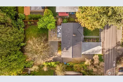 4615 88th Avenue SE, Mercer Island, WA 98040 - Photo 29