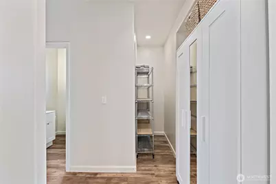 1521 E Spruce Street, Seattle, WA 98122 - Photo 9