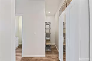 1521 E Spruce St, Seattle, WA 98122 - Photo 9