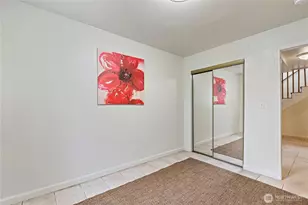 1521 E Spruce St, Seattle, WA 98122 - Photo 17