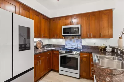 51 Pine Street #201, Edmonds, WA 98020 - Photo 11