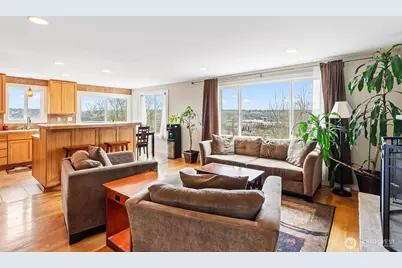 5162 S Wallace Street, Seattle, WA 98178 - Photo 3