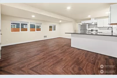 2392 Douglas Road #4, Ferndale, WA 98248 - Photo 9