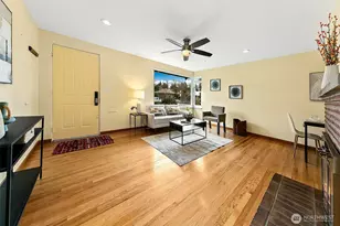 7025 25th Ave NE, Seattle, WA 98115 - Photo 5