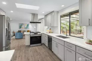 8515 129th Ave SE, Newcastle, WA 98056 - Photo 11