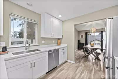 509 135th Street S, Tacoma, WA 98444 - Photo 7