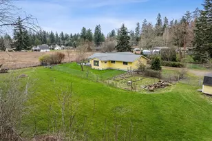 12913 Waller Rd E, Tacoma, WA 98446 - Photo 3