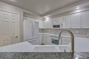 714 228th St SW, Bothell, WA 98021 - Photo 13