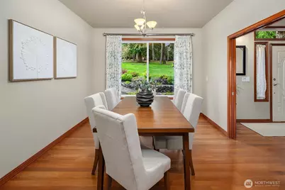 12025 210th Place SE, Issaquah, WA 98027 - Photo 3