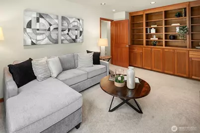 12025 210th Place SE, Issaquah, WA 98027 - Photo 5