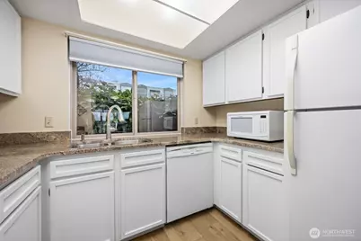 700 11th Street #C-1, Bellingham, WA 98225 - Photo 11