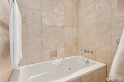 1519 3rd Avenue #801, Seattle, WA 98101 - Photo 31