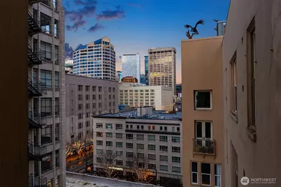 1519 3rd Avenue #801, Seattle, WA 98101 - Photo 9