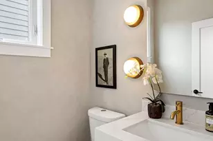 2510 NW 80th St, Seattle, WA 98117 - Photo 13