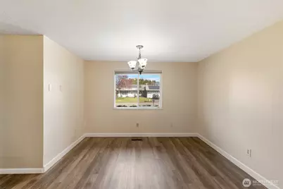 12713 NE 41st Street, Vancouver, WA 98682 - Photo 9