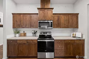 23210 188th St E, Orting, WA 98360 - Photo 17