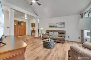 24421 SE 387th St, Enumclaw, WA 98022 - Photo 7