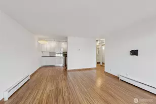 320 Melrose Ave E, Seattle, WA 98102 - Photo 13