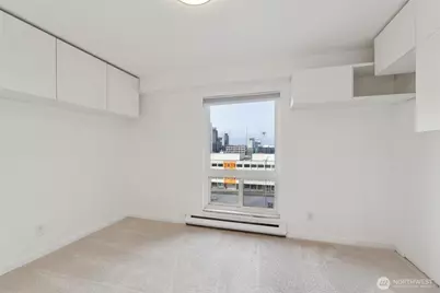 320 Melrose Avenue E #403, Seattle, WA 98102 - Photo 19