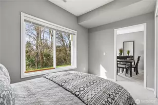 6649 SE Cougar Mountain Way, Bellevue, WA 98006 - Photo 35