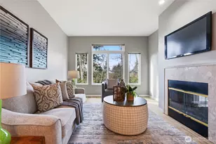 6649 SE Cougar Mountain Way, Bellevue, WA 98006 - Photo 5