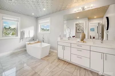 3629 35th Avenue W, Seattle, WA 98199 - Photo 21