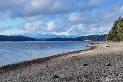 820 E Burgundy Road, Shelton, WA 98584 - Photo 5