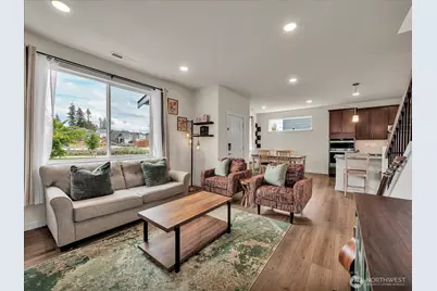 5044 87th Avenue NE, Marysville, WA 98270 - Photo 3