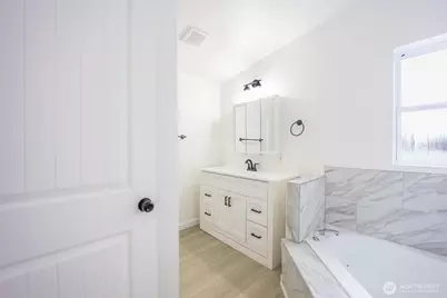 16501 42nd Avenue Ct E, Tacoma, WA 98446 - Photo 13