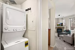 2801 1st Ave, Seattle, WA 98121 - Photo 17