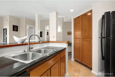 2801 1st Avenue #1014, Seattle, WA 98121 - Photo 11