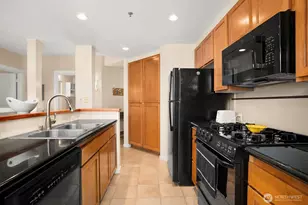 2801 1st Ave, Seattle, WA 98121 - Photo 9