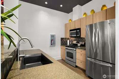 2801 1st Avenue #1014, Seattle, WA 98121 - Photo 19